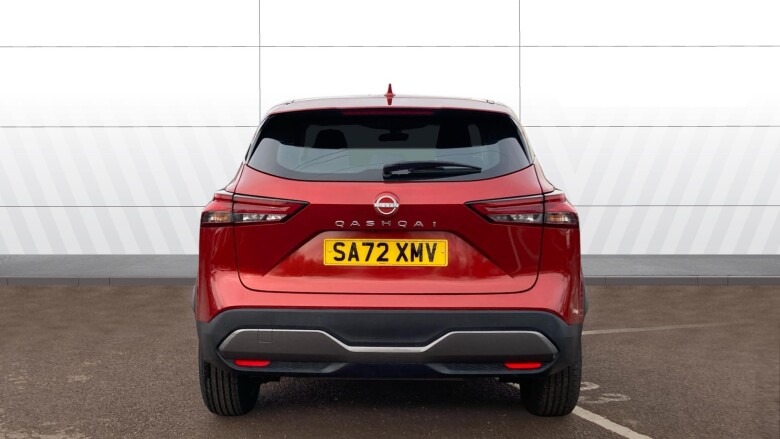 Nissan Qashqai 1.3 DiG-T MH Acenta Premium 5dr Petrol Hatchback